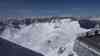 (Rekordschnee, Sommeranfang) Rekordschnee zum Sommeranfang: Auf der Zugspitze liegt so viel Schnee wie zuletzt vor 54 Jahren: Touristen rodeln die Piste runter, Sonnenbad und Bier auf 3000 Meter Höhe