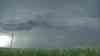 Schwere Unwetter am Sonntag, 40 cm hoher Hagel, schwere Unwetter drohen am Dienstag: spektakuläre Blitzshow bei München, Sturmjäger im Interview und auf "Jagd"