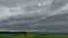 Heftige Superzelle: Bedrohliche Drohnenbilder – LIVE ON TAPE Golfballgroßer Hagel prasselt auf das Auto, Orkanböen und Starkregen peitschen über das Land, Tornadogefahr und massive Unwetter ziehen über Deutschland hinweg: Große Tornadogefahr in Deutschland