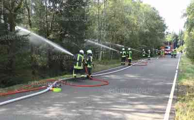 Grenzüberschreitende Übung in Reitzenhain - Feuerwehr stellt Alarmwege und Zusammenarbeit auf die Probe: Deutsch-Tschechische Zusammenarbeit der Feuerwehren wird getestet 