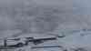 Wintereinbruch in den Alpen: Eisheilige schlagen in den österreichischen Alpen eiskalt zu, bis zu 10 cm Neuschnee im Ötztal: Winterdienst im Einsatz, Landschaft tief verschneit, Drohnenaufnahmen 
