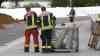 Jahrhunderthochwasser an der Donau befürchtet: Feuerwehr errichtet mobile Deiche, Feuerwehr um Menschen extrem angespannt, Kloster Weltenburg vom Hochwasser eingeschlossen, Pumpen befördern Wasser aus dem Kloster: Feuerwehr: „Die Situation ist gerade sehr angespannt. Das Wasser soll weiter steigen. Aktuell Prognose aktuell 7,70 Meter also dem von 1999. Es wird schlimmer als 2013“